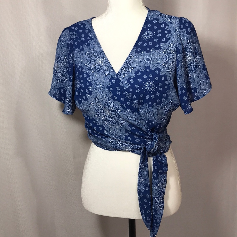 Lily White Blue and White Top